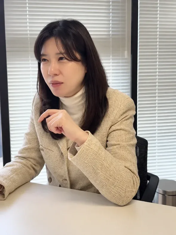컬러룸 압구정점 정은지 대표